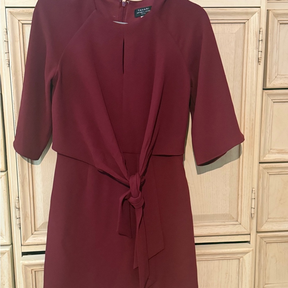 Tahari Deep Red/burgundy halfSleeve Dress